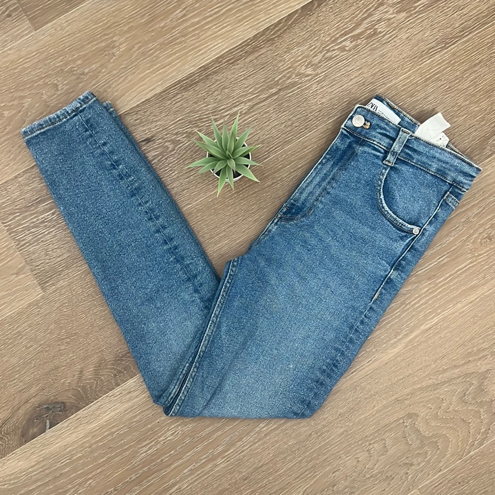 Zara High-Rise Skinny Jeans